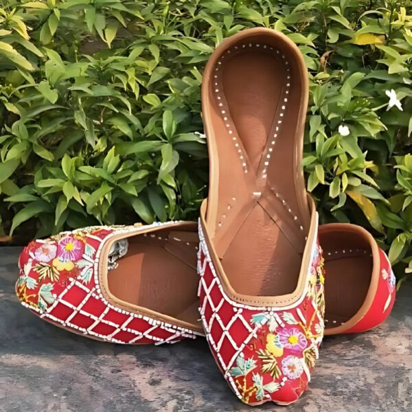 Ladies Punjabi Juttis - Image 9