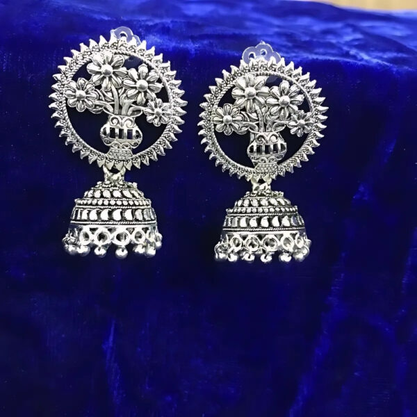 Antique Earrings - Image 7
