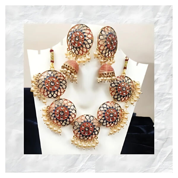 Antique Necklace Set - Image 4