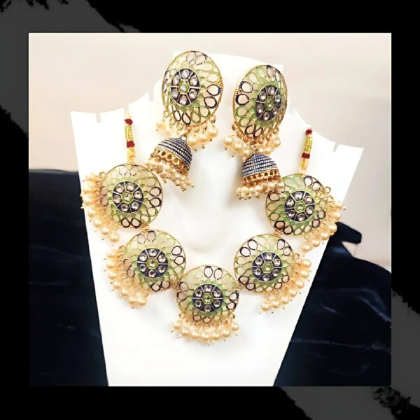 Antique Necklace Set - Image 5